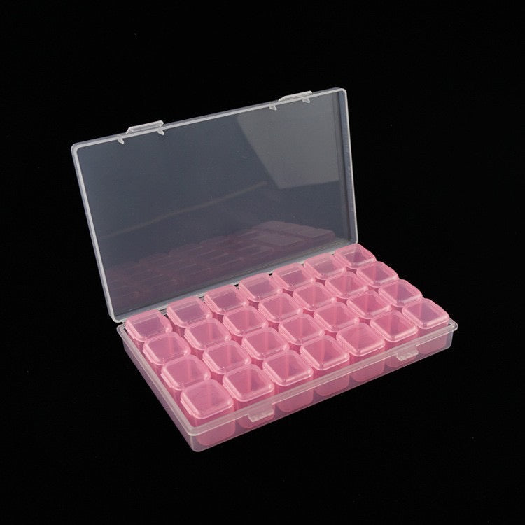 Removable Cell Storage Box — 28 Pieces