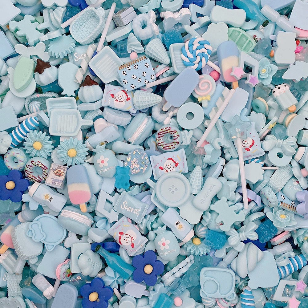 Chunky junk charms (20 pieces) — 10 Colors