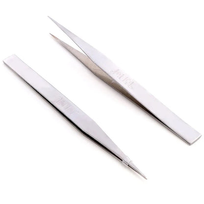 Tweezers