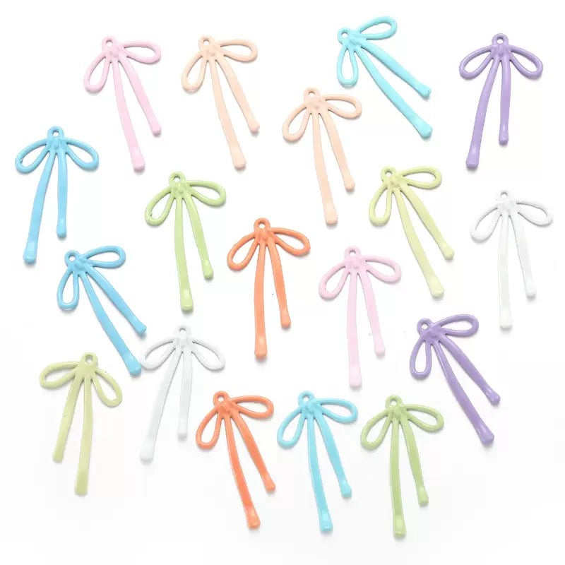 Long Ribbon Charm