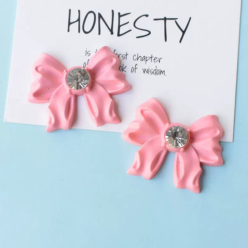 Folded Bow Charm