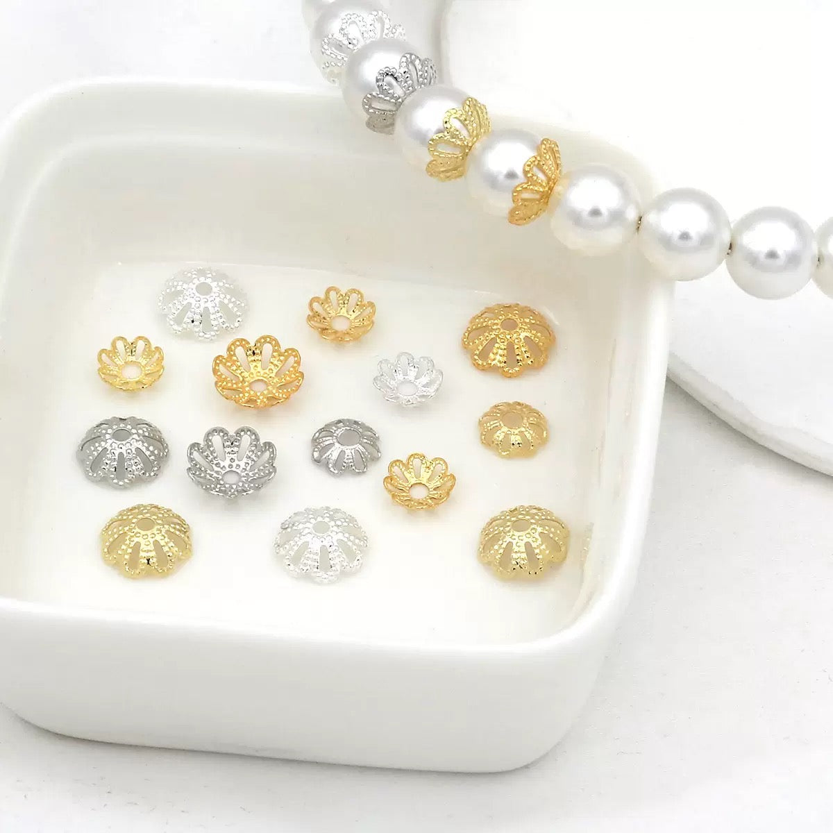 Flower Spacer Beads — 20 Pieces