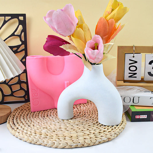 Arched Vase Mold